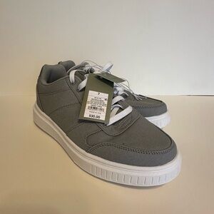 Gray Canvas Sneakers with White Soles‎